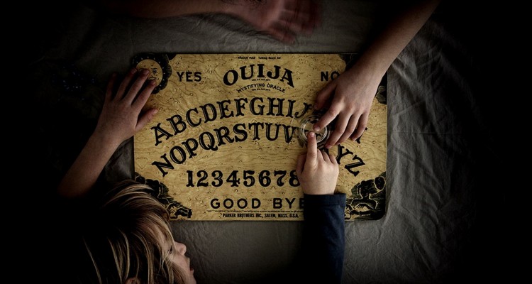 La Ouija, la reina de los juegos macabros